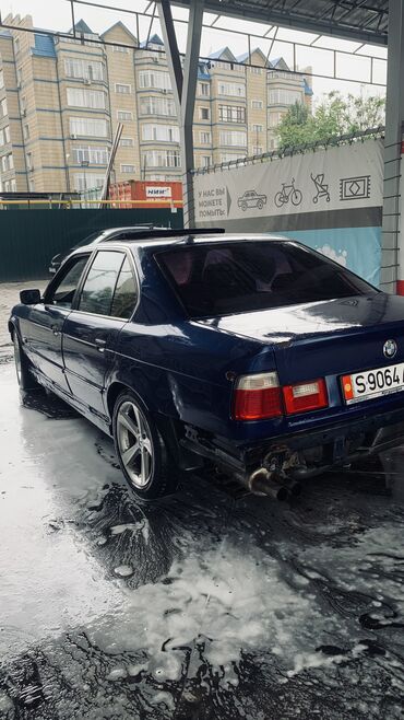 мицубиси спес стар: BMW 5 series: 1994 г., 2.5 л, Механика, Бензин, Седан