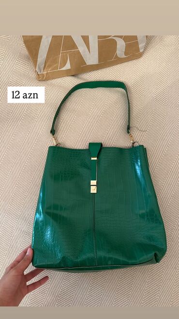 Çantalar: Əl çantası, Bershka, Yeni