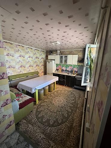 бу гараж: 🏡 Продается уютный 3-комнатный дом с ухоженным участком! Идеальный — 9