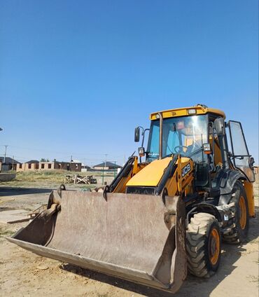 купить фронтальный погрузчик бу: Экскаватор, JCB, 2012 г., Колесный