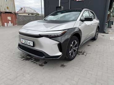 купить авто с кореи бу: Тойота BZ4X электро запас хода 400км