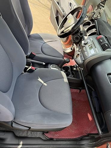 Honda: Honda Jazz: 2005 г., 1.4 л, Вариатор, Бензин, Хэтчбэк — 8