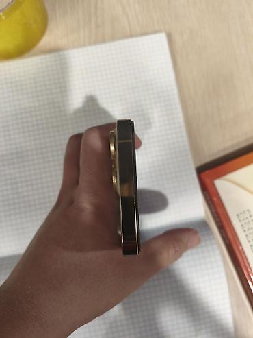 surface laptop studio 2: IPhone 13 Pro, Б/у, Золотой — 5
