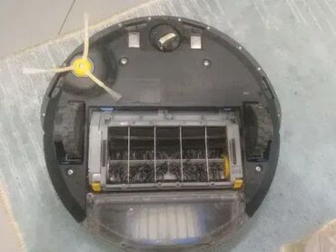 Robot usisivači: Slanje Brzom postom ide na odgovornost Primaoca. ( Posto brze poste — 10
