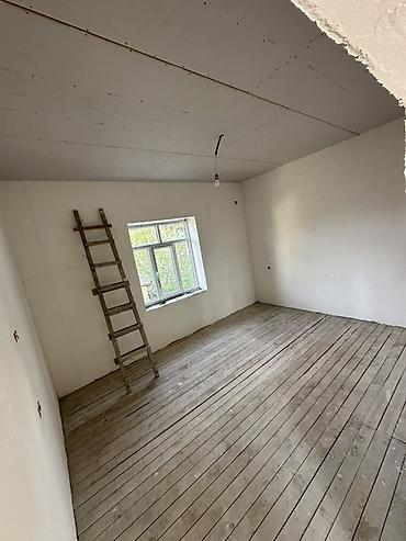 bakida tecili satilan ucuz heyet evleri: 6 otaqlı, 130 kv. m, Təmirsiz — 3