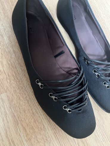 Baletkalar: Baletkalar, Zara, Ölçü: 37, rəng - Qara, Yeni — 12