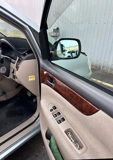 корса: Toyota Ipsum: 2002 г., 2 л, Автомат, Бензин, Минивэн — 4