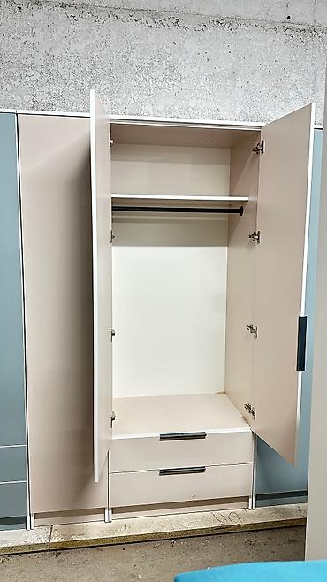 Шифоньеры, шкафы для одежды: Качество на первом месте! Прослужит вам долгие годы! Трехдверный шкаф — 9