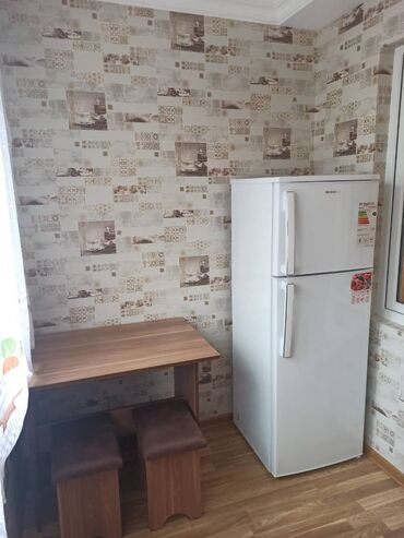 Uzunmüddətli kirayə mənzillər: Nizani rayonu Neftçilər,xalqlar metrosunun yaxınlığında köhnə tikili 5 -da lalafo.az — 12 Uzunmüddətli kirayə mənzillər: Nizani rayonu Neftçilər,xalqlar metrosunun yaxınlığında köhnə tikili 5 — 12