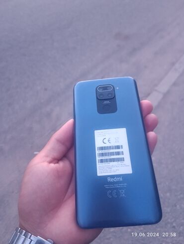 телефон ми: Xiaomi, Mi 9, Б/у, 64 ГБ, цвет - Коричневый, 2 SIM