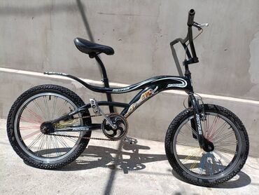велосипеды карбоновые: Продаю велосипед BMХ в хорошем состоянии 👍 б/у Пишите на Вотцап