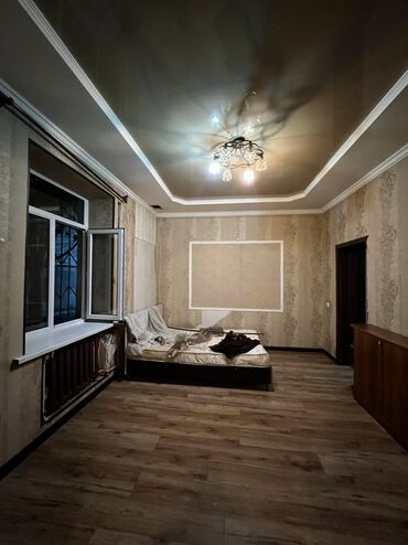 квартира гостиничного типа в бишкеке: 2 комнаты, Агентство недвижимости, Без подселения, С мебелью частично