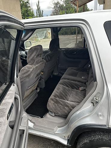машина гибрид марки: Honda CR-V: 1999 г., 2 л, Автомат, Бензин, Кроссовер — 3