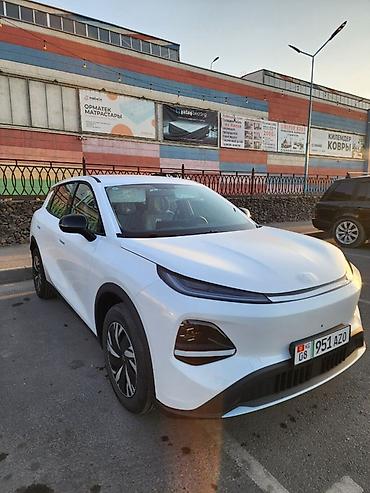 jac aion: Changan Qiyuan Q05: 2026 г., 1.8 л, Автомат, Электромобиль, Кроссовер — 3