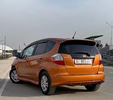 Honda: Honda Fit: 2010 г., 1.5 л, Автомат, Бензин, Хэтчбэк — 4