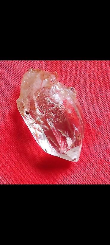 Kristali i minerali: Prirodni kvarcni kristal – sirovi komad - Materijal: prirodni kvarc — 18