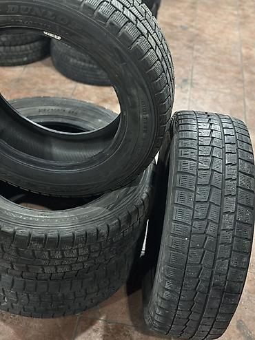 60: Комплект зимних шин Dunlop Winter Maxx SJ8 - Размер: 215/60 R16 - — 2