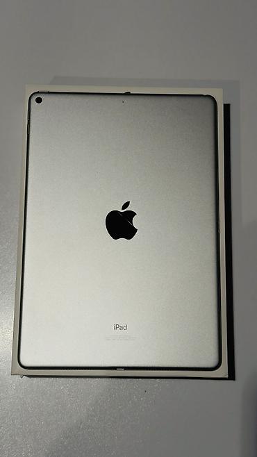Планшеты: Планшет, Apple, память 64 ГБ, 10" - 11", Wi-Fi, Б/у, Детский цвет - Серебристый — 5