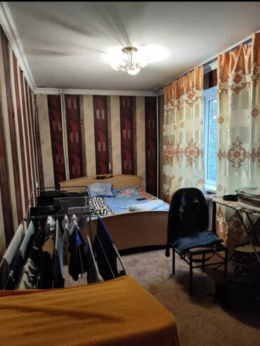 продаю 2к кв: 2 комнаты, 44 м², 104 серия, 3 этаж, Косметический ремонт