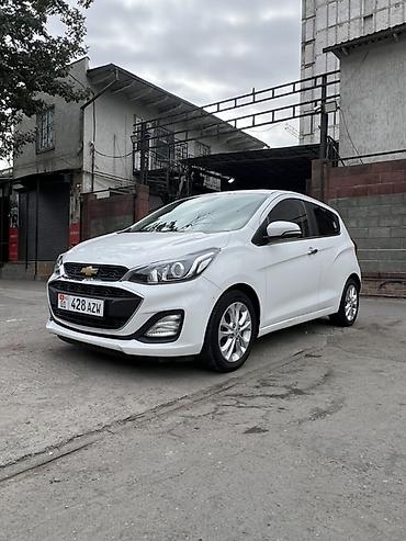 аренда авто спарк: Chevrolet Spark: 2019 г., 1 л, Автомат, Бензин, Хэтчбэк — 2