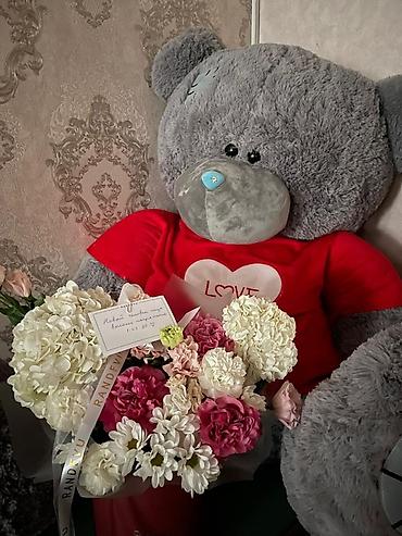 козу гирил: Большой плюшевый мишка Teddy в красной футболке с сердцем и надписью — 4