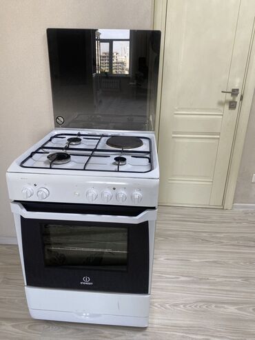 самовывоз стиральных машин: Indesit, Комбинированная, Механическое, Напольная