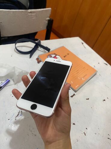 Apple iPhone: IPhone 7, Б/у, 128 ГБ, Rose Gold, Чехол, 100 % — 2