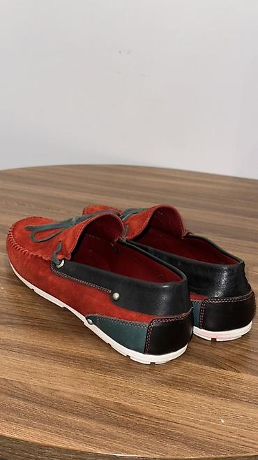 clarks обувь: Красные замшевые мокасины — модель от итальянского бренда Baldinini — 5
