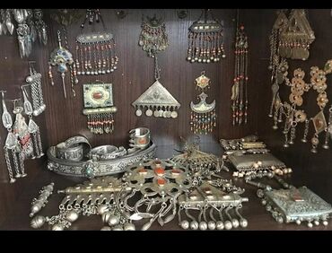 Спорт и хобби: Куплю старинные бабушкины кыргызские национальные украшения серебро