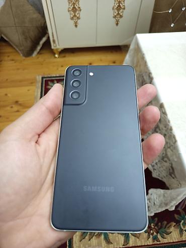 s21fe samsung: Samsung Galaxy S21 FE, 128 GB, rəng - Boz, Simsiz şarj — 2