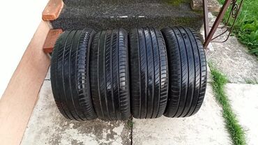 Gume i felne: Letnje gume Michelin Primacy 4, nikad krpljene, šara odlična. Za — 9