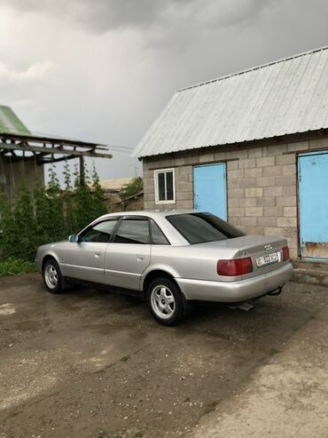 Audi: Audi A6: 1994 г., 2.6 л, Механика, Бензин, Седан — 2