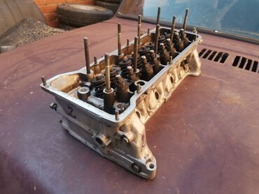 Auto delovi: Glava motor Lada 2121,21213 Niva br.2. Polovna, ocuvana. Skinuta sa — 3
