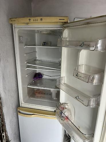 Холодильники: Холодильник Samsung, Двухкамерный — 4