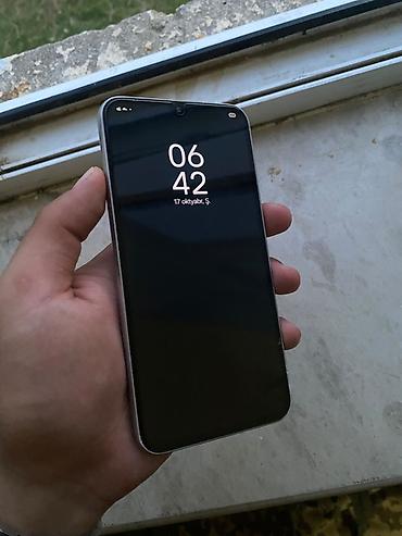 narda 50 qepik internet: Samsung Galaxy A34 5G, 128 GB, rəng - Gümüşü — 2