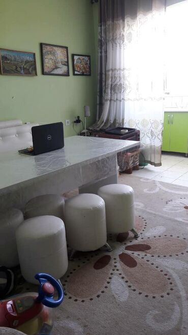 Продажа квартир: 3 комнаты, 92 м², 106 серия, 9 этаж, Косметический ремонт