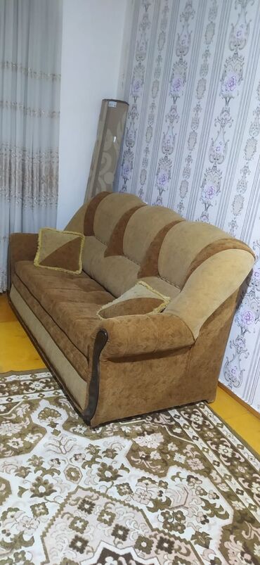 Seyflər: Divan, 2 kreslo