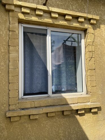 дверь и окна: Пластиковое окно, цвет - Белый, Б/у, 130 *145, Самовывоз