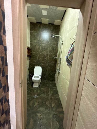 Günlük kirayə evlər: 230 kv. m, 3 otaqlı -da lalafo.az — 15 Günlük kirayə evlər: 230 kv. m, 3 otaqlı — 15