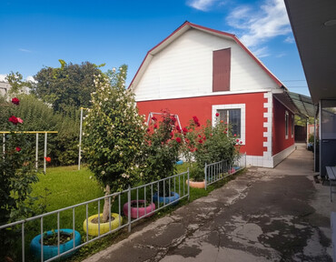 Продажа домов: Дом, 100 м², 4 комнаты, Собственник, Евроремонт — 1