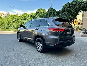 centra: Toyota Highlander: 2018 г., 3.5 л, Автомат, Бензин, Кроссовер — 3