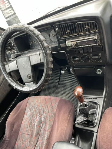 купить фары на пассат б3: Volkswagen Passat: 1990 г., 1.8 л, Механика, Бензин, Универсал