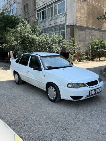 corolla runx: Daewoo Nexia: 2012 г., 1.5 л, Механика, Бензин, Седан