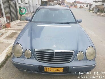 Μεταχειρισμένα Αυτοκίνητα: Mercedes-Benz E 320: 3.2 l. | 2001 έ. Sedan