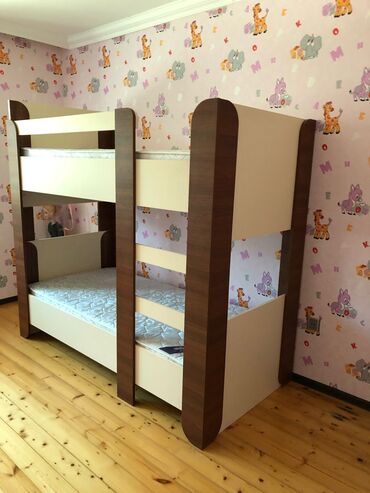 Həyət evləri və villaların satışı: 7 otaqlı, 300 kv. m, Yeni təmirli — 10