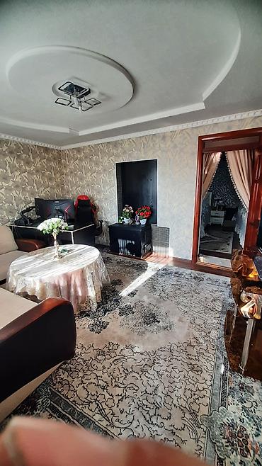 Продажа коттеджей и домов: Продаётся частный дом в районе Джийделик . Рядом находится школы — 3