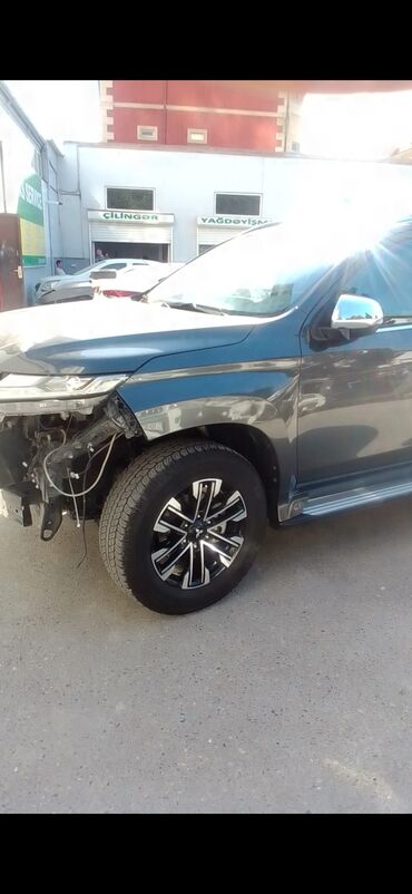 mitsubishi az: Mitsubishi Pajero Sport: 2.4 l | 2020 il 69000 km Ofrouder/SUV