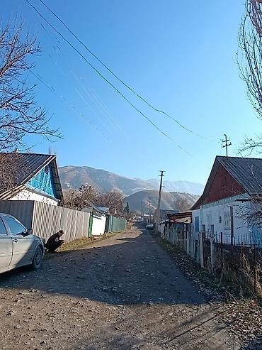 4 комнаты, 40 м², 15 соток, Бишкек, Таш-Добо ж/м Собственник