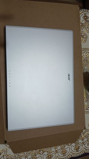 Acer: Acer Aspire, 14 ", Intel Core i5, 512 GB — 7