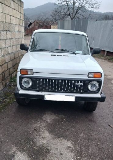 VAZ (LADA): VAZ (LADA) 4x4 Niva: 1.6 l | 1982 il 250000 km Universal